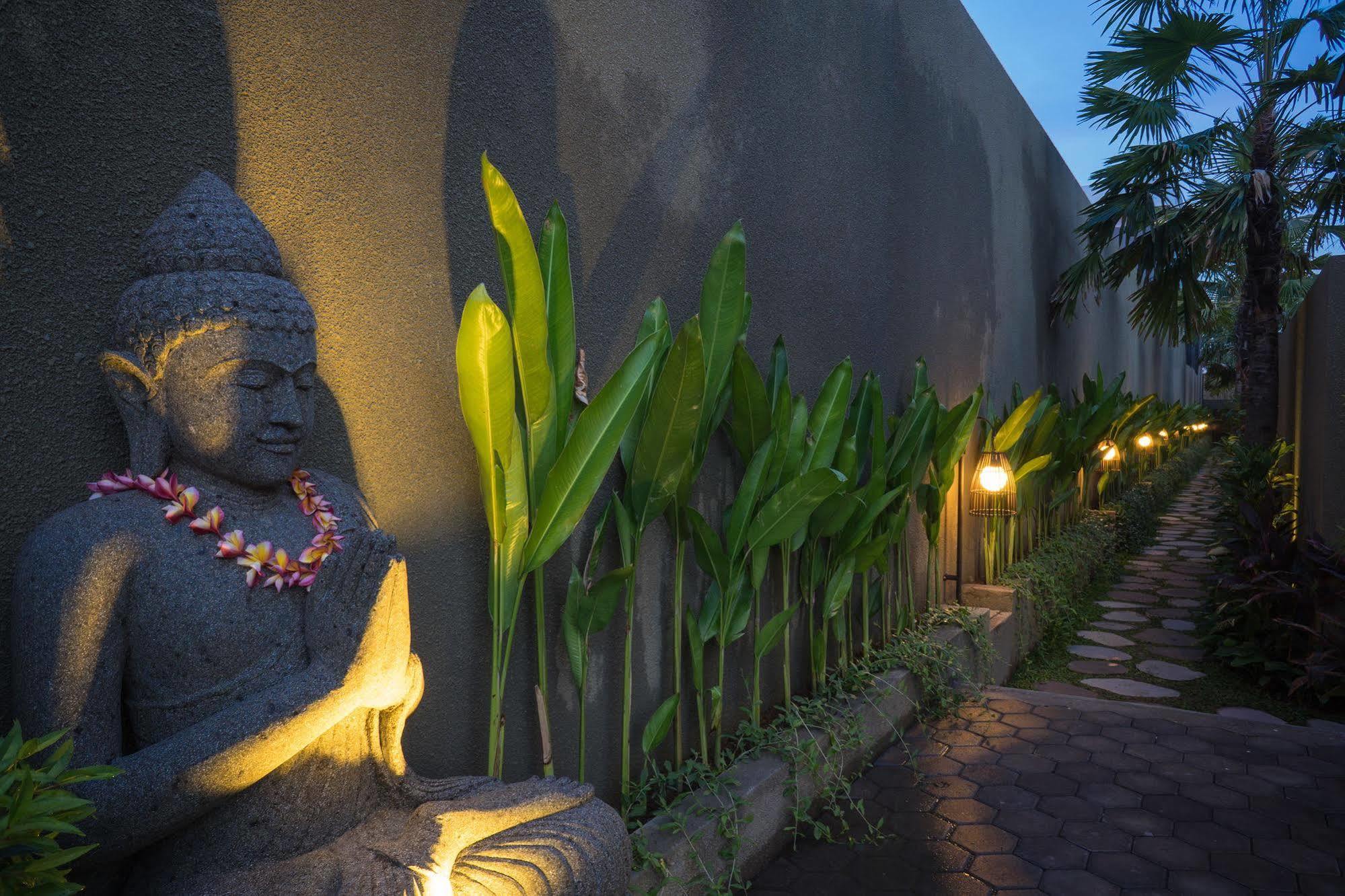 The Kumpi Villas Seminyak  Luaran gambar