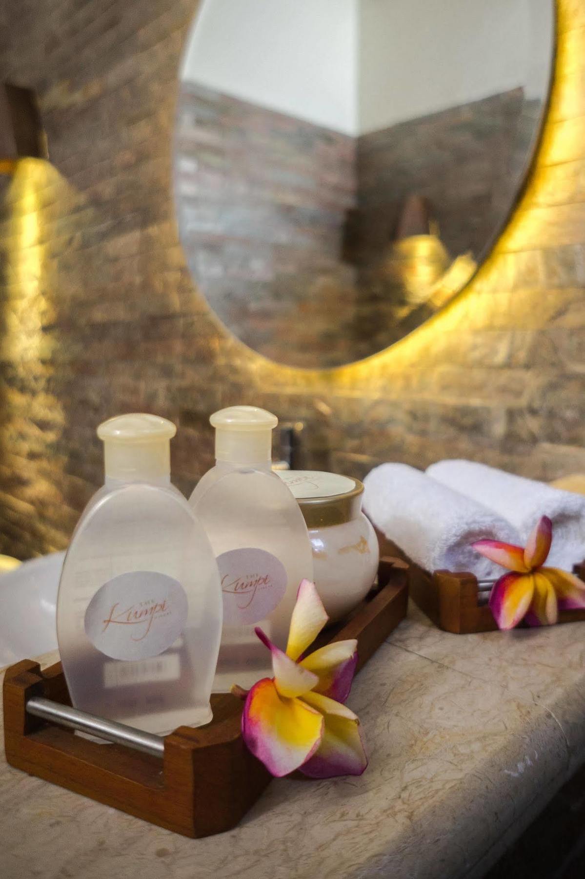 The Kumpi Villas Seminyak  Luaran gambar