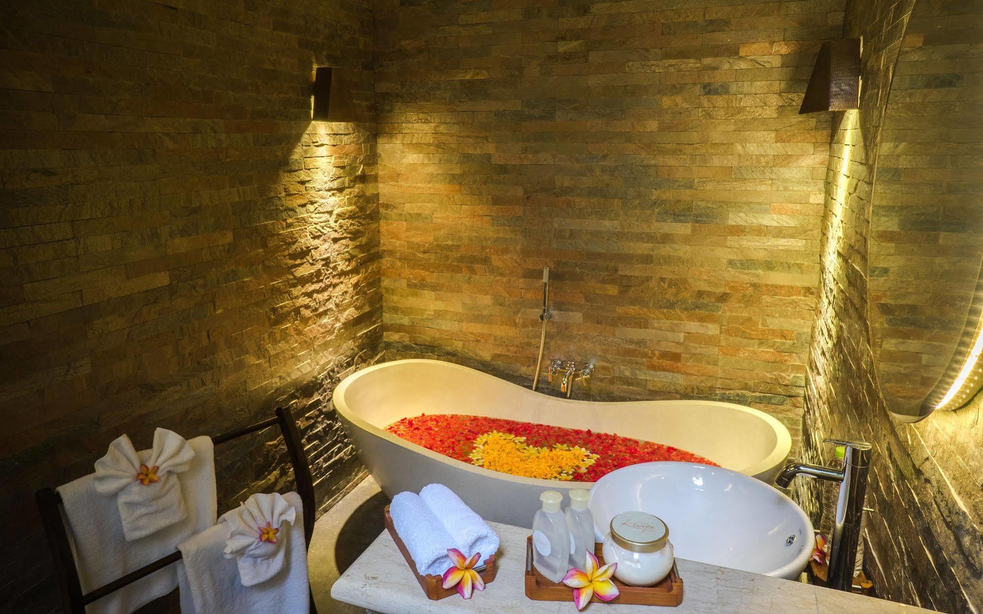 The Kumpi Villas Seminyak  Luaran gambar